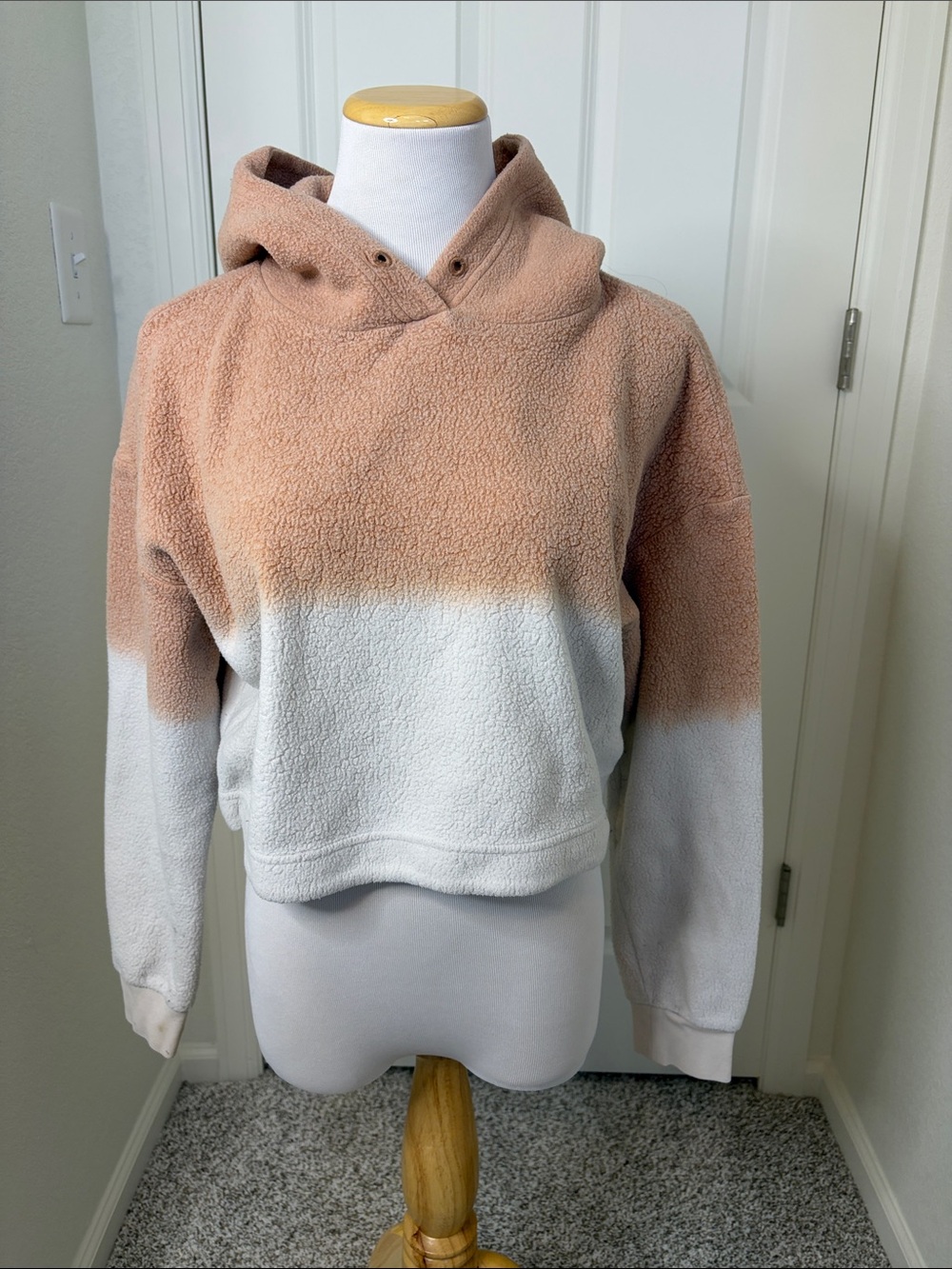 Cozy Two-Tone Sherpa Track Suit - Peach and White